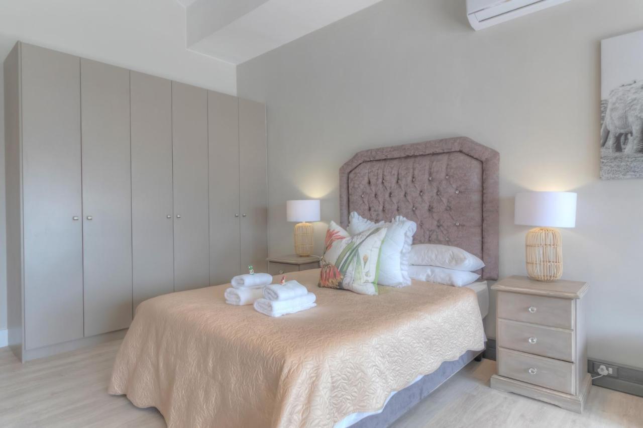 Apartment Crossfire @